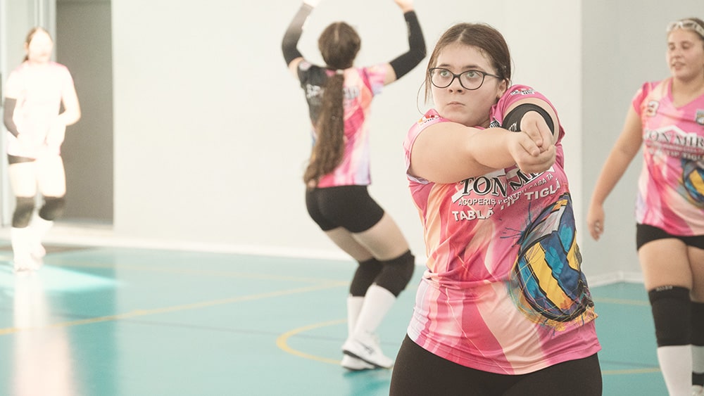 Moment de concentrare înaintea servirii